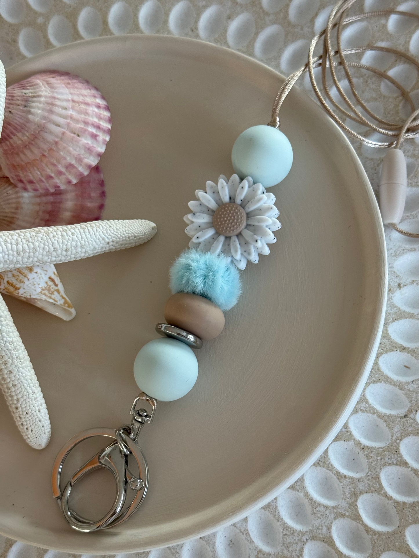 Light Blue Lanyard with Large Daisy